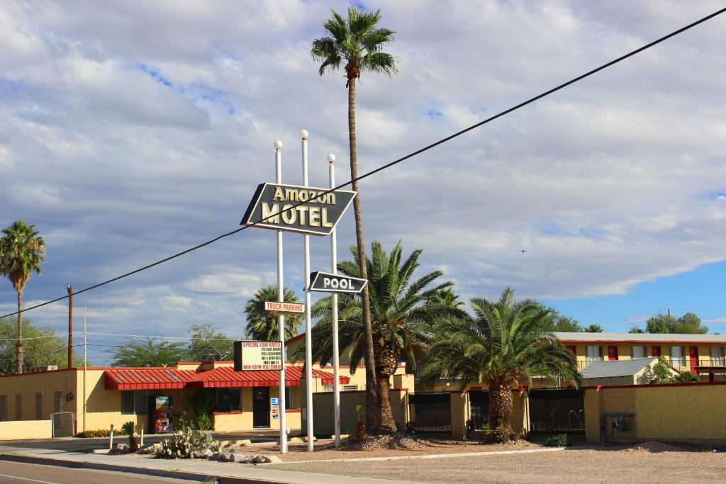 Amazon Motel Main image 1